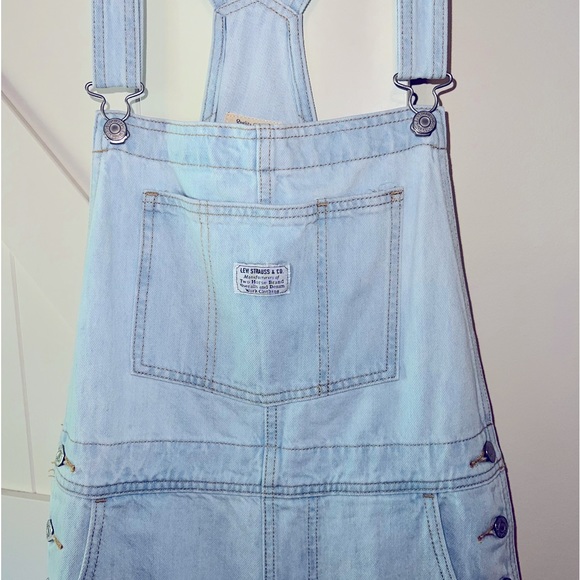 NWOT precious Levi Overalls!!! - Picture 3 of 16
